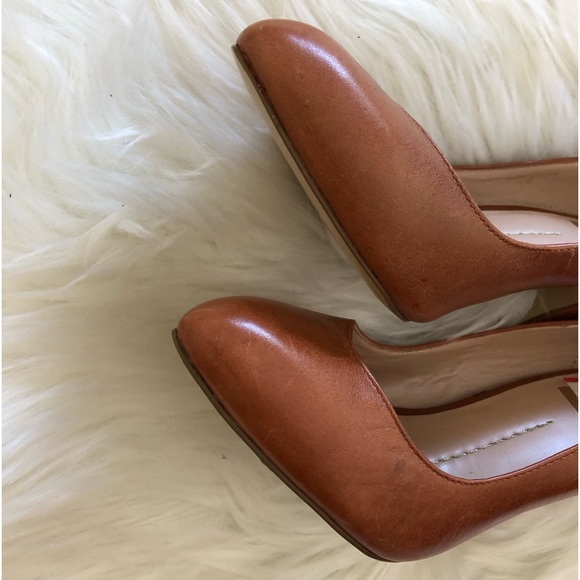 Like new heels stilettos 👠 leather - Picture 3 of 17